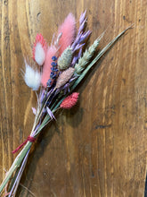 Load image into Gallery viewer, Dried flower mini bouquet - 25cm
