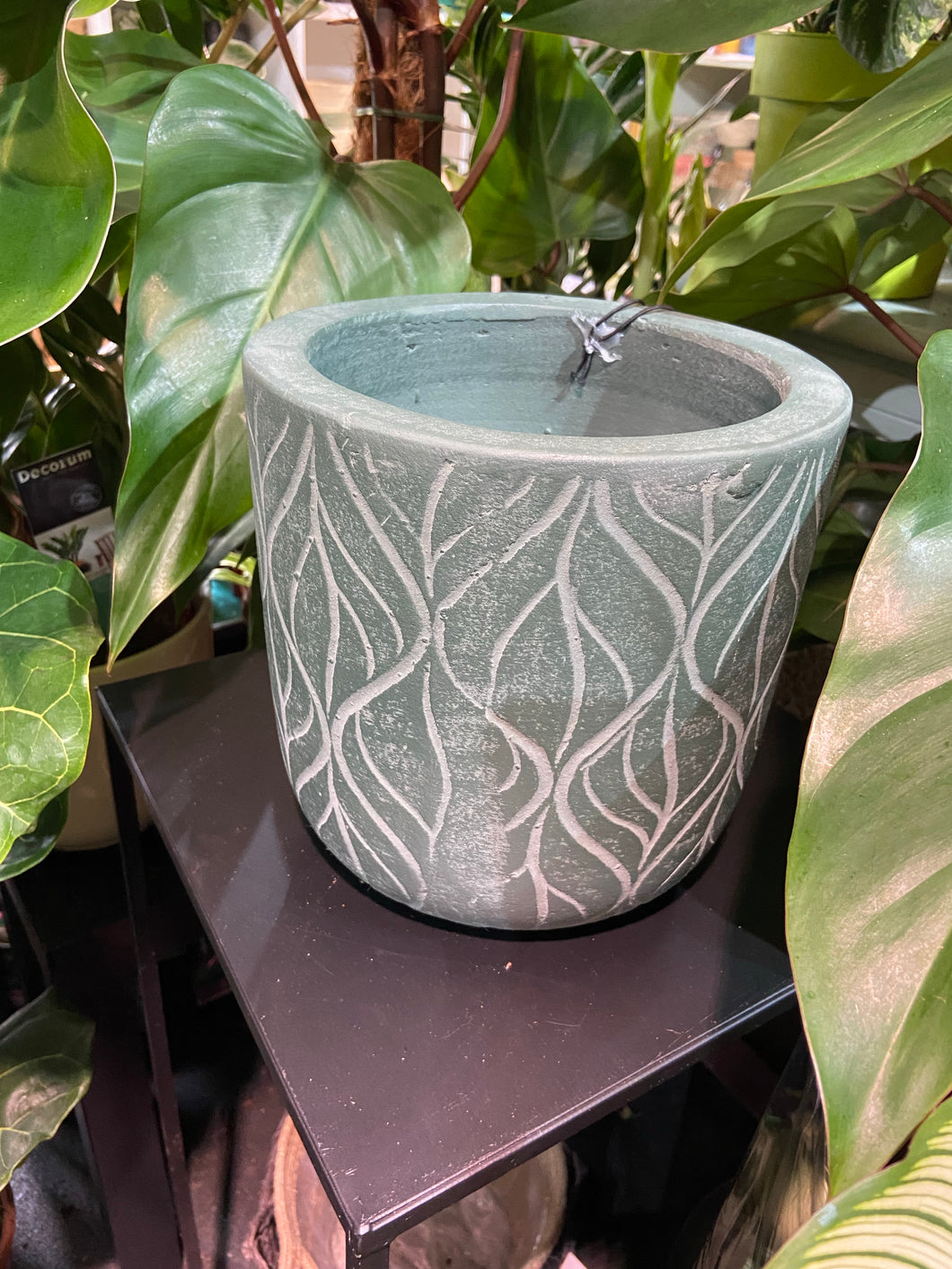 Leaf effect Indoor / Outdoor plant pot 16cm 22cm