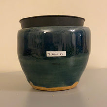 Load image into Gallery viewer, Handmade glazed plant pot - locally made planter

