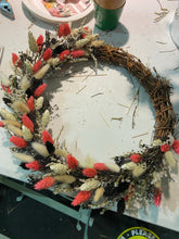 Load image into Gallery viewer, DIY Dried Flower Wreath kit
