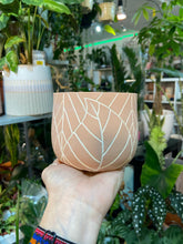 Load image into Gallery viewer, Leaf painted plant pot - 9cm

