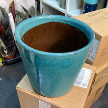 Load image into Gallery viewer, Chunky glazed plant pot - 9cm 11cm 12cm 17cm 21cm
