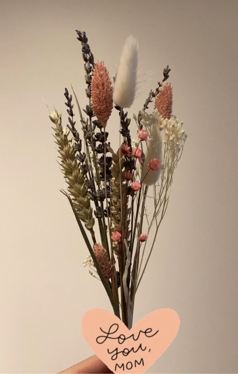 Dried flower pastel bouquet - small
